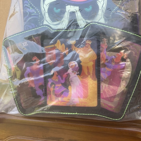 LOUNGEFLY LENTICULAR BACKPACK   DR FACILIER   .RETIRED - Picture 6 of 8